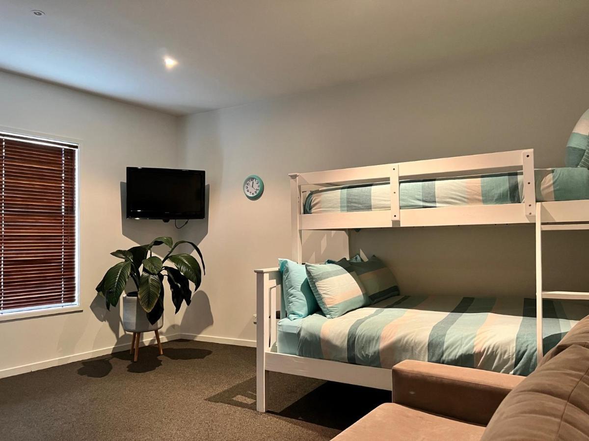 Phillip Island Holiday Apartments 卡尔斯 外观 照片