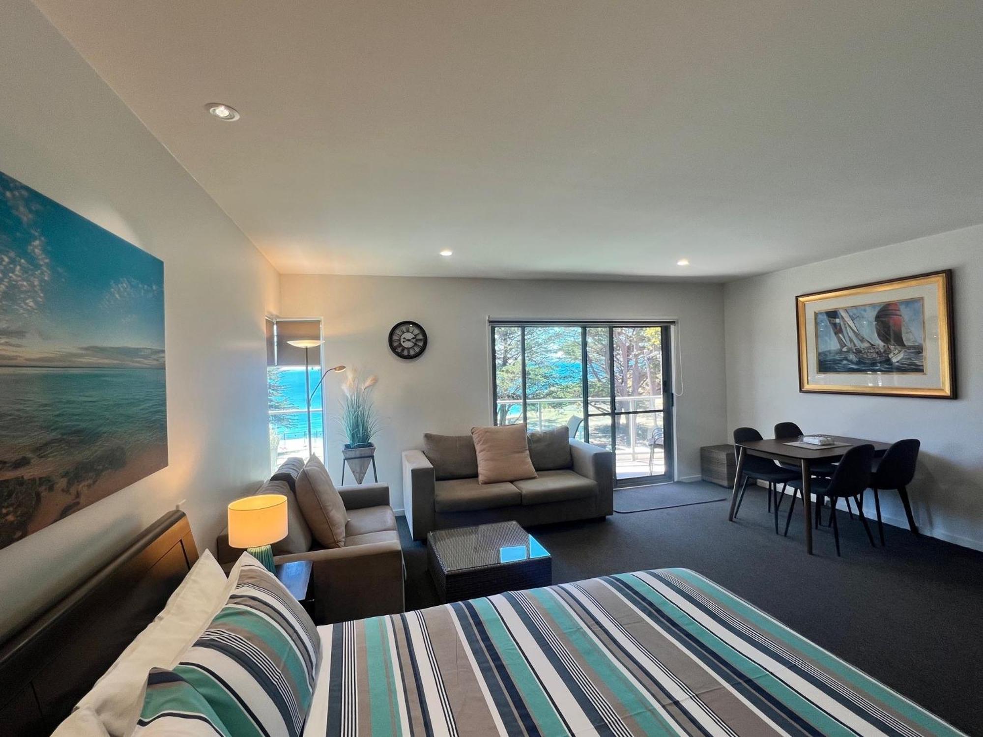 Phillip Island Holiday Apartments 卡尔斯 外观 照片